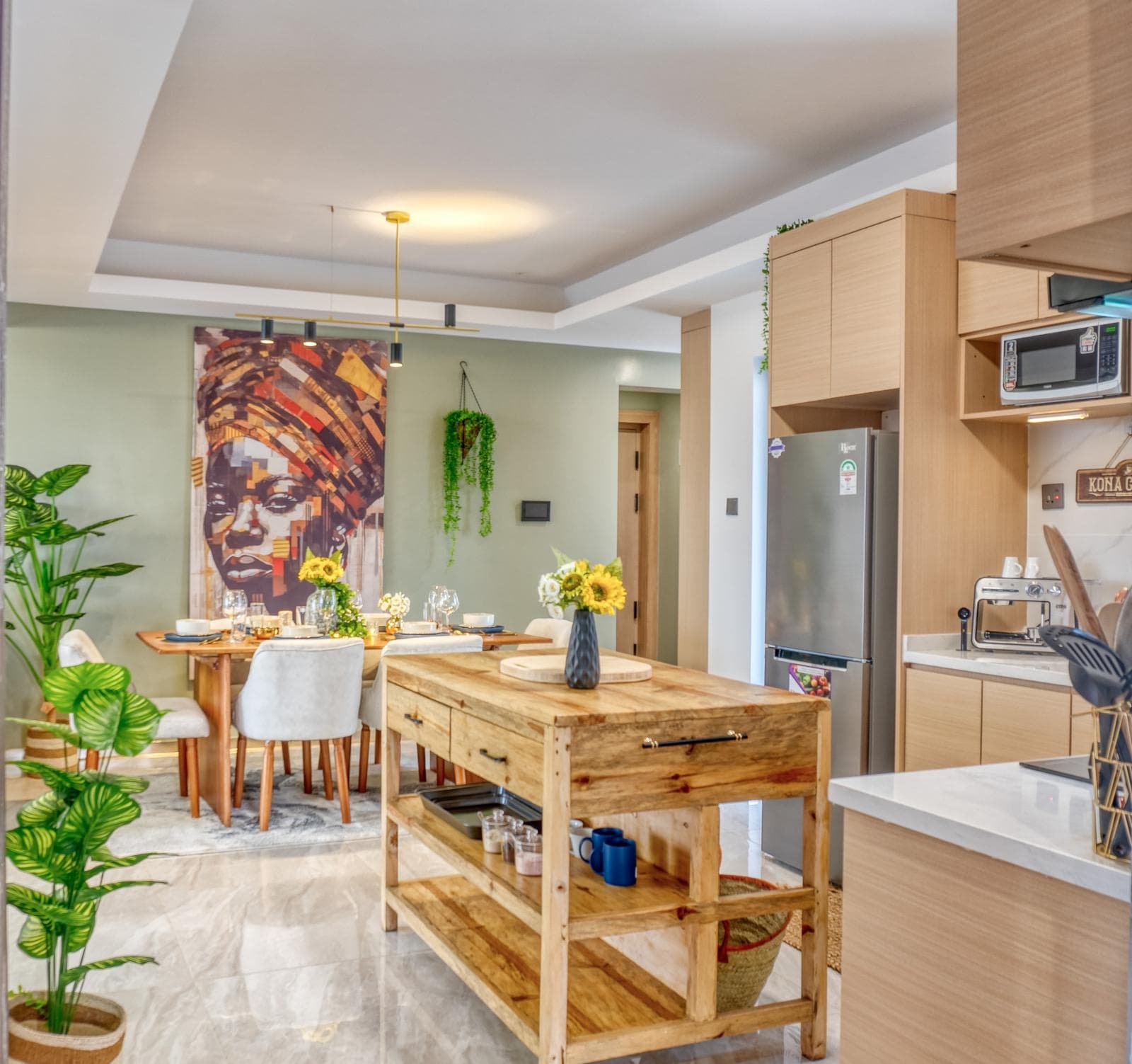 Leshwa dining and kitchen open-plan apartment